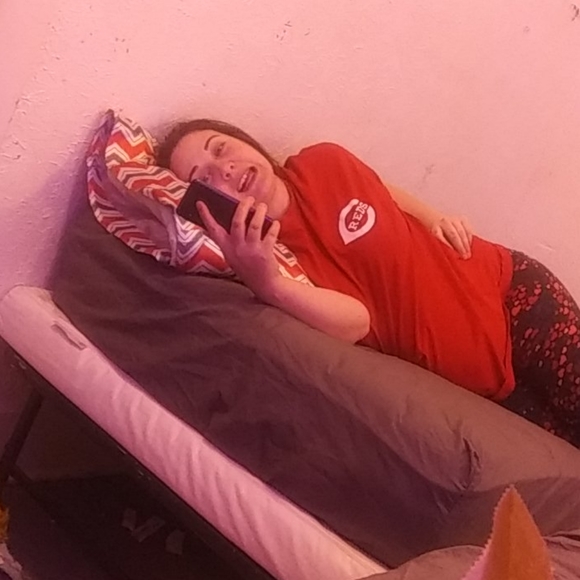 My mom shes pregnant - Picture 3 of 3